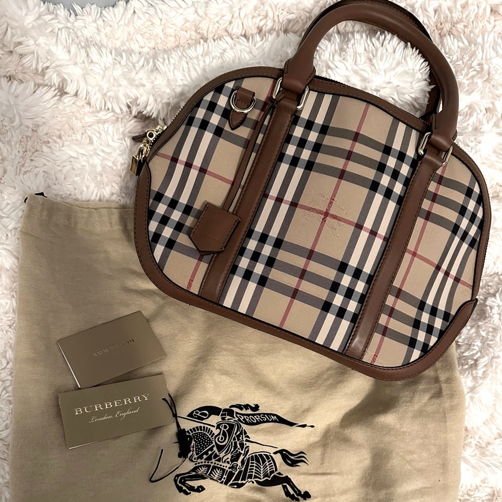 Burberry Alma